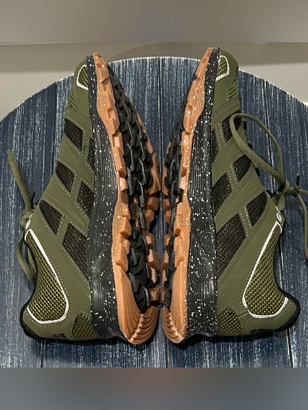 RBX Sneakers - Picture 7 of 7